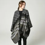 cape chic femme