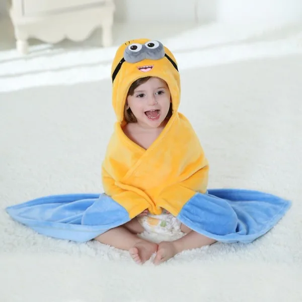 cape de bain bébé mignon