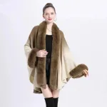 cape en fourrure femme