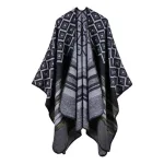 vêtement femme chic cape
