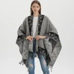 cape pour femme en laine