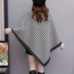 poncho femme noir et blanc