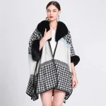 cape fourrure chic