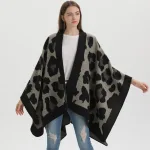 vêtement femme motif léopard