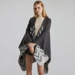 vêtement femme style poncho