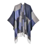poncho tendance avec franges