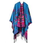 poncho bohème avec motifs design