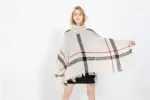 poncho col montant