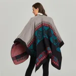 poncho raffiné pour femme