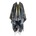 poncho d'hiver avec franges