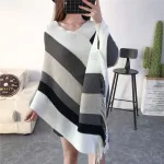 poncho chaud femme style rayé