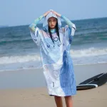 poncho de surf art moderne