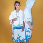 poncho avec capuche pour surf