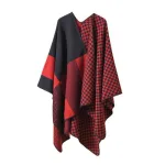 poncho en cachemire à motifs carreaux