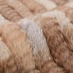 poncho en fourrure stylé femme