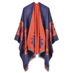foulard à motifs pour femme