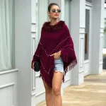 poncho doux avec col en fourrure