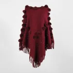 poncho chic avec pompon
