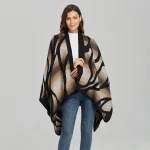 vêtement tendance poncho femme