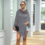 poncho tendance avec détails en perles