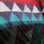 poncho femme ethnique pour l'été avec franges