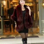 mode femme poncho en fourrure