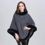 poncho à capuche femme col en fourrure