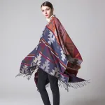 poncho en laine pour femme