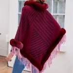 vêtement femme poncho polaire avec design