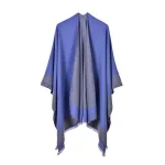 vêtement bicolore poncho