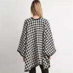 poncho élégant noir et blanc pour femme