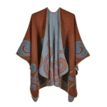 poncho en matière respirante