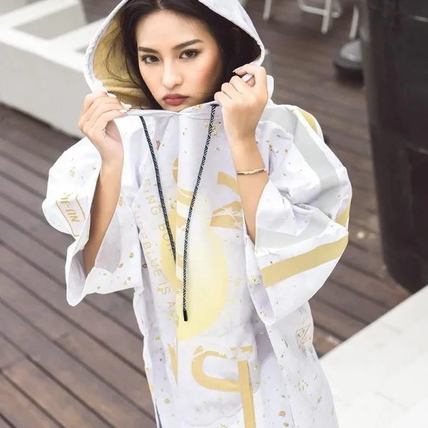poncho surf gold