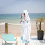 vêtement de surf poncho lightning
