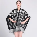 cape mode femme élégante