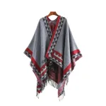 vêtement femme poncho ethnique frange